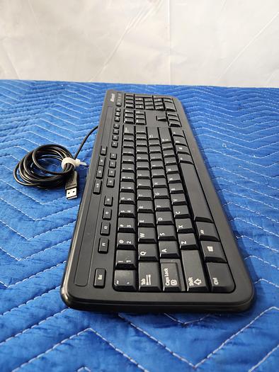 Used MICROSOFT WIRED KEYBOARD 600 MODEL 1366