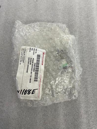 Used EDWARDS Y04210450 PRESS SWITCH SET TO 3BAR