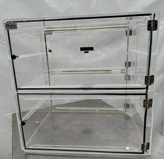 Used LIBERTY INDUSTRIES DESICCATOR 24x 24