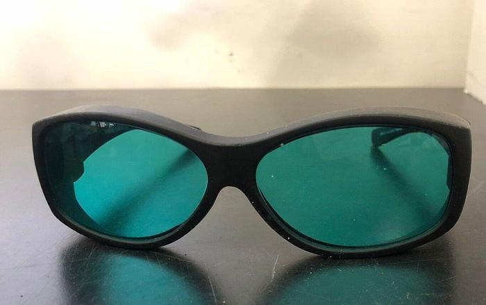 Used 190-380nm 5+ 633mm 2+laser protective goggles