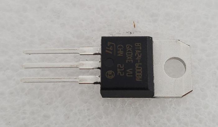 STMICROELECTRONICS BTA24-600BW