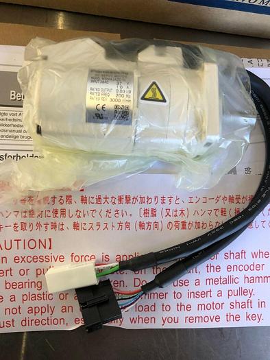 PANASONIC AC SERVO MSMA3AZC1N