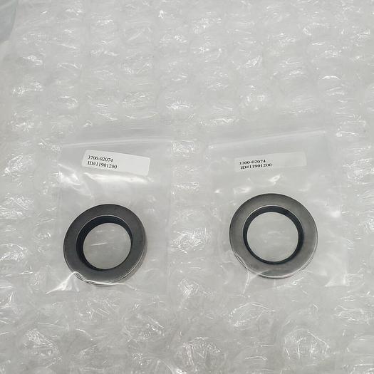 AMAT 3700-02074 SEAL BALL BSHG (lot of 2)