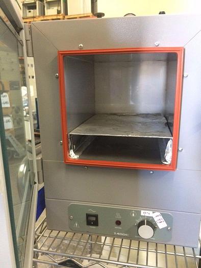 Used VWR SCIENTIFIC PRODUCTS VACUUM OVEN 1400E