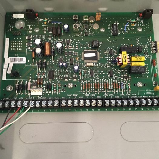 Used SECURITY FIRE & BURGLARY WARNING SYSTEM CONTROL UNIT WITH EDISON SECURITY KEYPAD