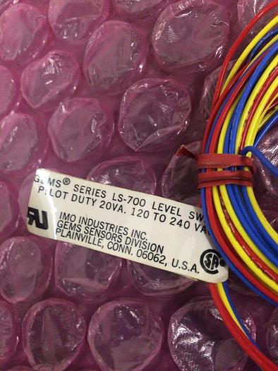 GEMS SERIE LS-700 Level Switch Pilot Duty 20va 120240 vac