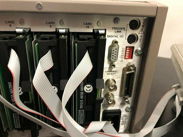 Used KEITHLEY 7002 SWITCH SYSTEM WITH 10 KEITHLEY 7012-2 4X10 MATRIX CARDS