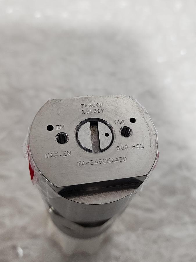 Used TESCOM PRESSURE REGULATOR 74-2460KA420