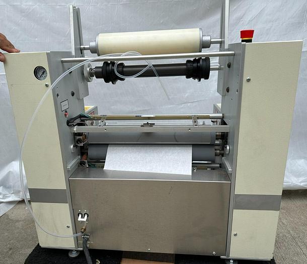 Used WESTERN MAGNUM PHOTORESIST LAMINATOR