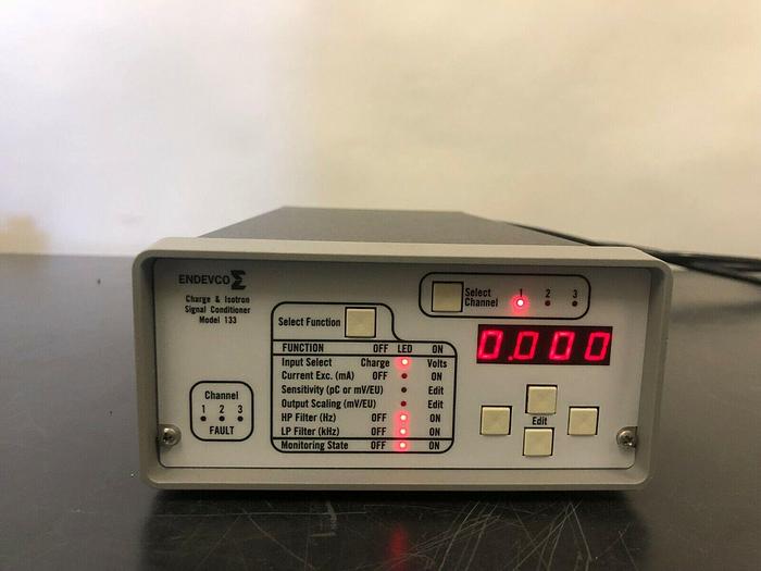 Used ENDEVCO CHARGE & ISOTRON SIGNAL CONDITIONER 133