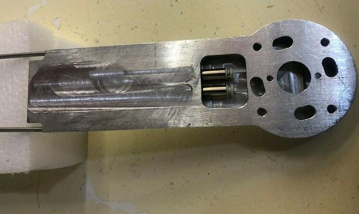 Used VAC OR MBRAUN GLOVEBOX END EFFECTOR