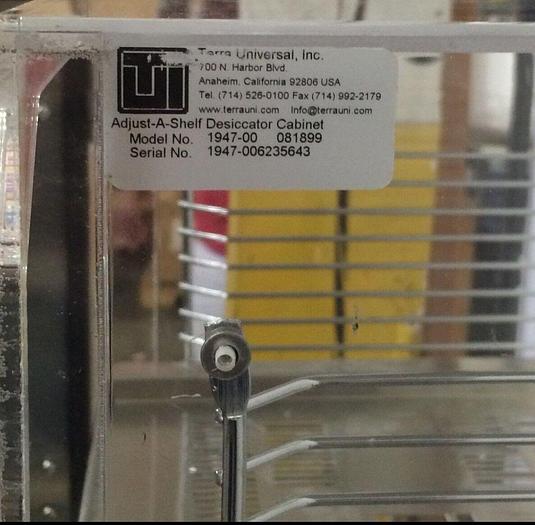 Used TERRA UNIVERSAL DESICCATOR CABINET 1947-00