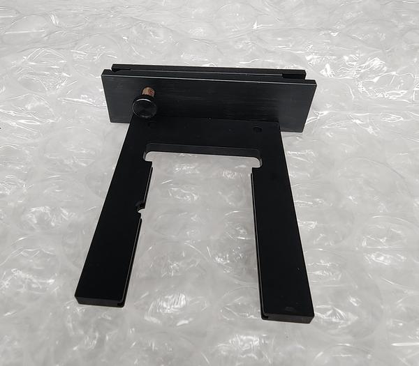 NEWPORT OPTICAL MOUNTING COMPONENTS
