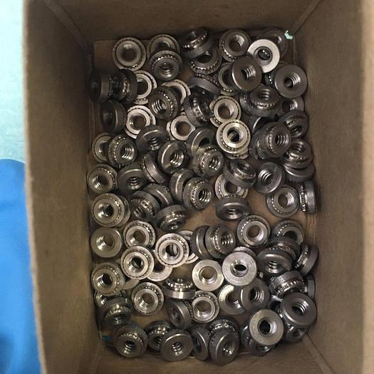 SPLINED PANEL NUT 94648A204