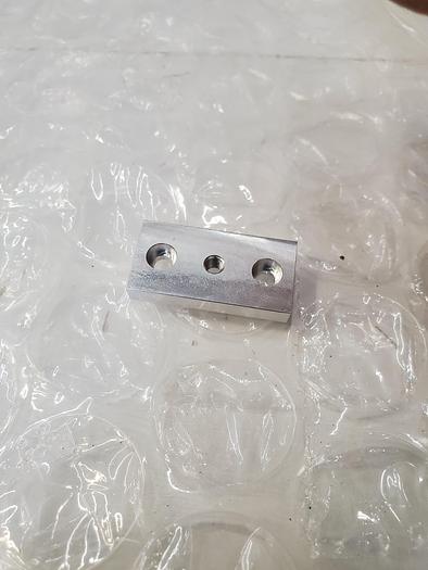 Used MTG PLATE DOOR 41100-87547-010