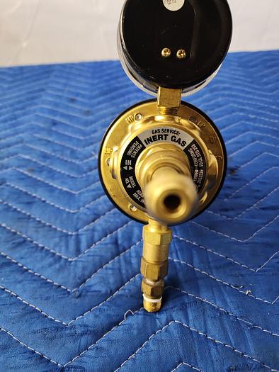 Used VICTOR ELC4-325-580R HEAVY DUTY INERT GAS LIQUID CYLINDER REGULATOR