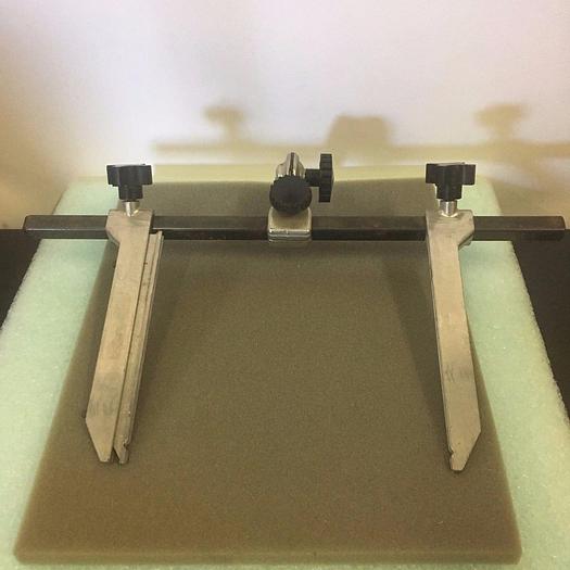 Used LAB CLAMP 12'' RANGE ALUMMINUM & STEEL