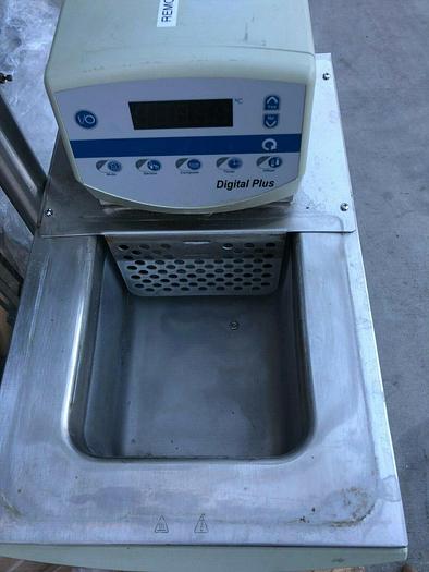 Used THERMO ELECTRON NESLAB RTE 740