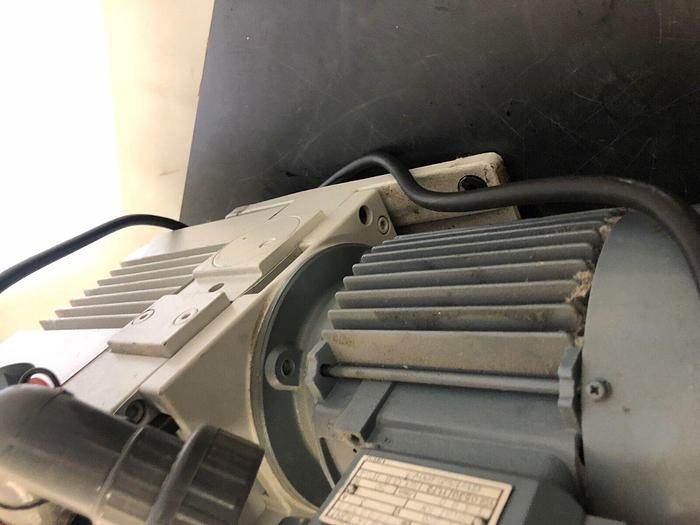 Used LEYBOLD HERAEUS D8B-DS