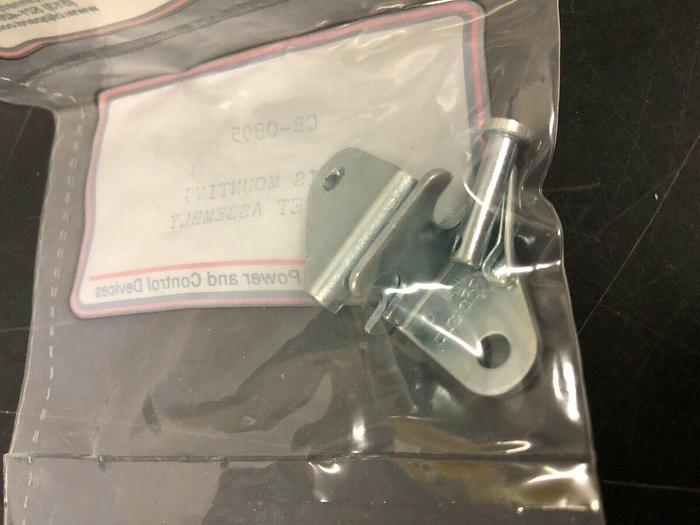 Used CLIPPARD CB-0895 QT 2  RC-0881 QTY 3