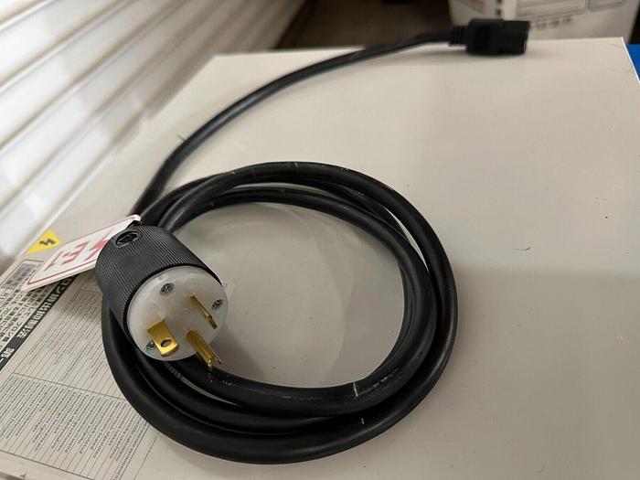 Used SMC THERMO CHILLER HRS012-AN-20