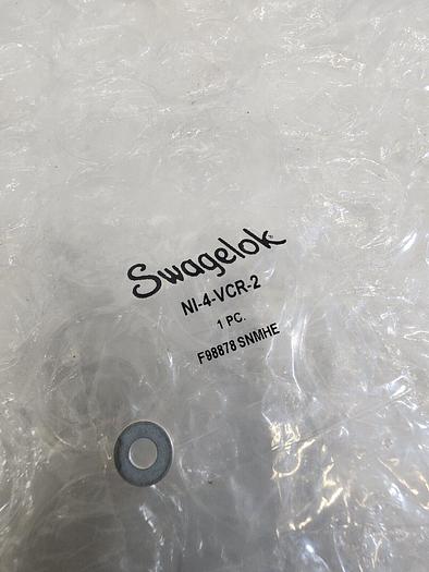 SWAGELOK NI-4-VCR-2 SEAL FITTING (LOT OF 4)