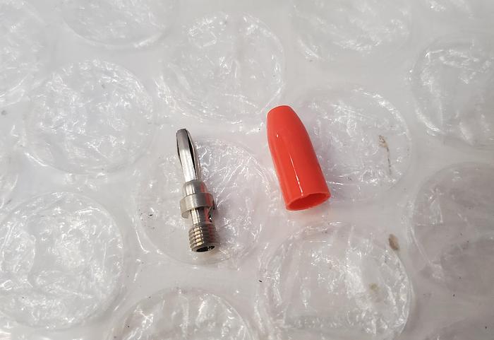 EMERSON NETWORK BANANA PLUG CONNECTORS