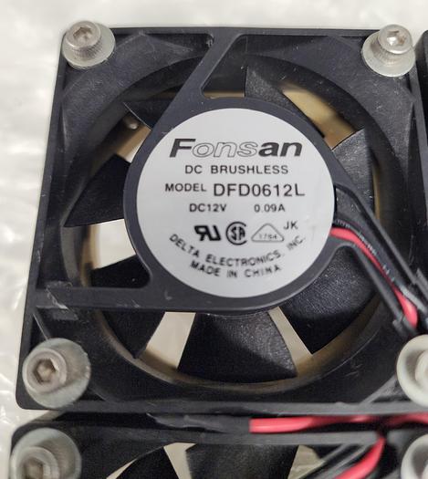 Used FONSAN DC BRUSHLESS DFD0612L FAN