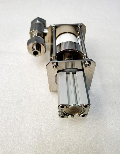 Used IWAKI CO. BELLOWS PUMP SB-4SV-D