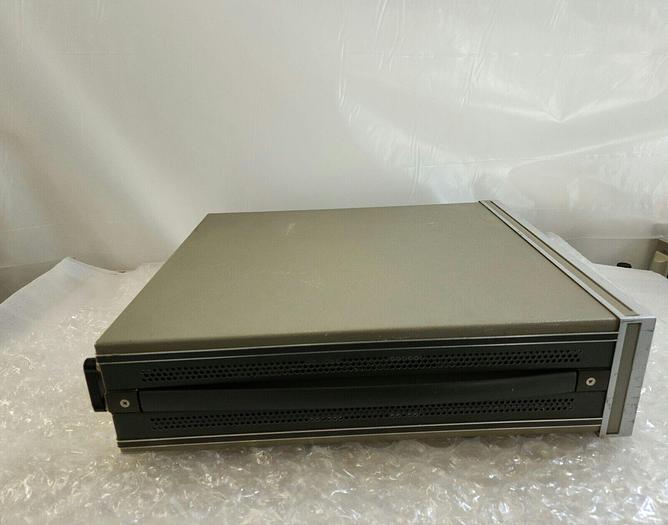 Used HEWLETT PACKARD 3335A SYNTHESIZER LEVEL GENERATOR