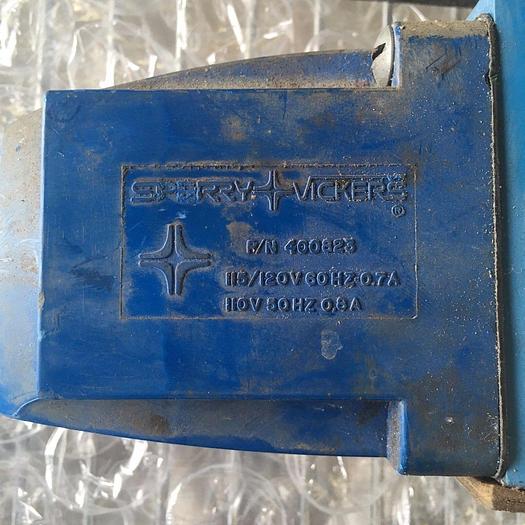 Used SPERRY VICKERS 400823