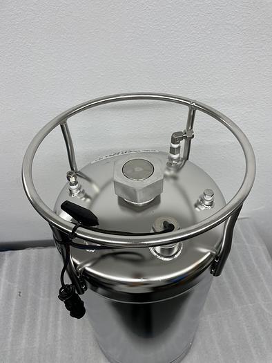 Used APACHE STAINLES EQUIPMENT CORP. MAWP 165 DNS SPARE DEVELOPER