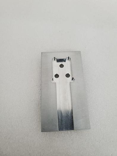 Used ALUMMINUM METAL MOLDINGS