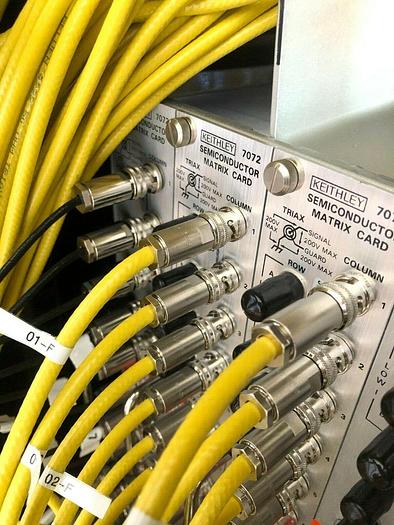 Used KEITHLEY 707A SWITCHING MATRIX WITH 7072 SEMICONDUCTOR MATRIX CARD plug ins