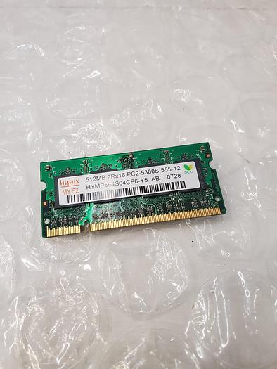 Used CRUCIAL CT12864AC800 1GB DDR2 SODIMM MEMORY