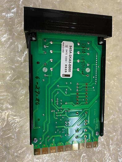 Used WATLOW SERIES 945 945A-3KA3-B000