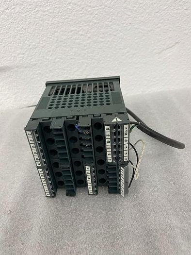 EUROTHERM 2204E TEMPERATURE CONTROLLER