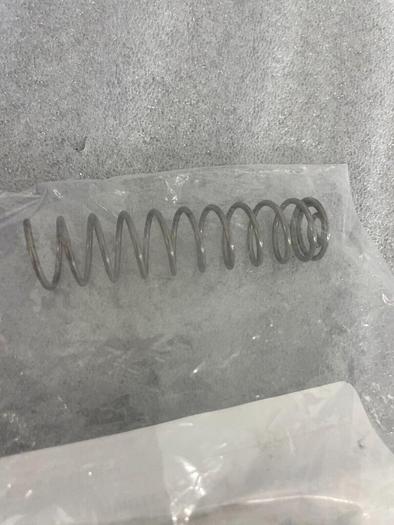 EDWARDS SPRING ASSY TPU4 HEAD QTY 5