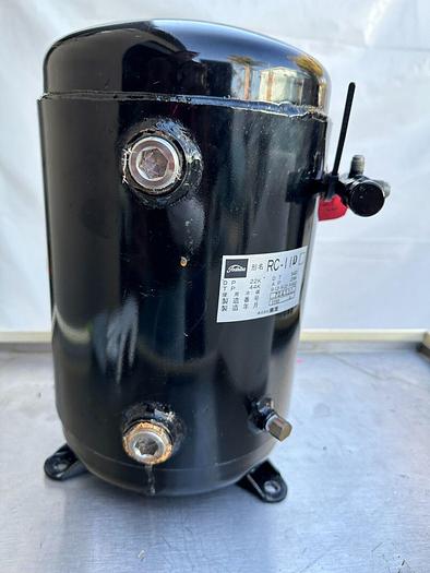 Used TOSHIBA RC-11D COMPRESSOR