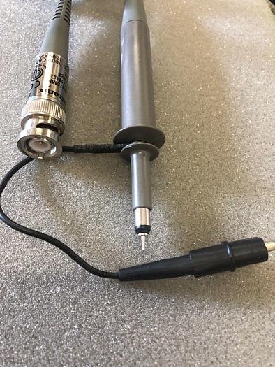 Used TEKTRONIX P2200