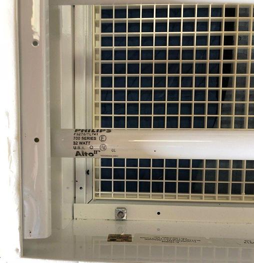 Used FLUORESCENT LUMINATOR E-180858