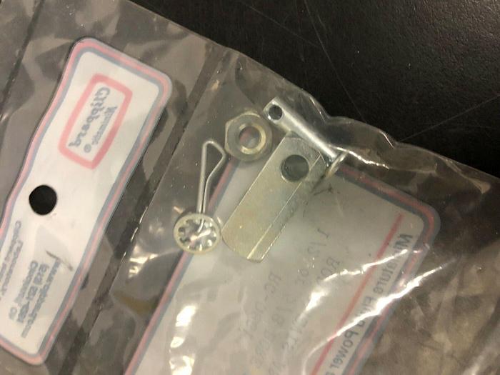 Used CLIPPARD CB-0895 QT 2  RC-0881 QTY 3