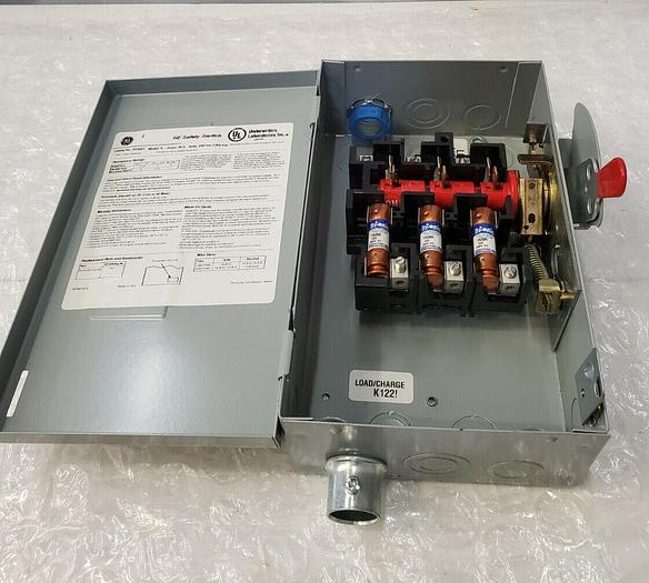 Used GE SAFETY SWITCH TG4321 MODEL 8