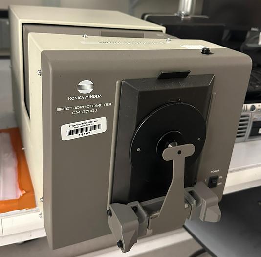 Used Konica Minolta CM 3700d Spectrophotometer