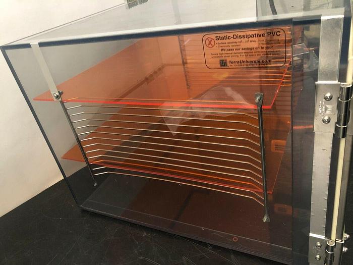 Used TERRA UNIVERSAL SMART DESICCATOR BENCHTOP SDPVC 1911-46A