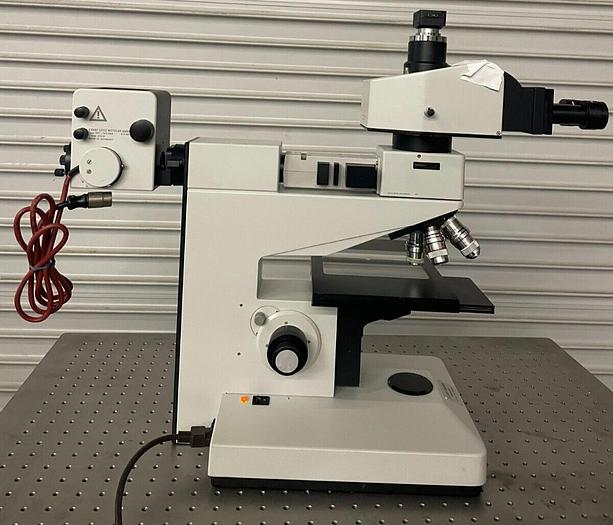 Used LEITZ ERGOLUX 020-448.026 MICROSCOPE (THORLABS TABLE SOLD SEPARATE)