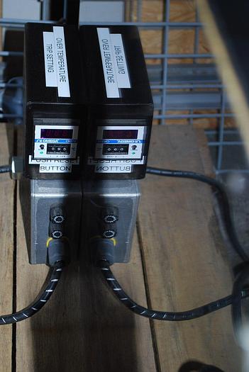 Used ENVIRONMENTAL TEST CHAMBER WITH HEAT W/ OMEGA TEMPERATURE CONTROLLER & TIMER