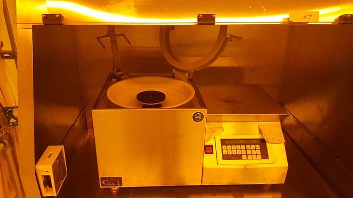 Used Brewer Science CEE 100 Spinner