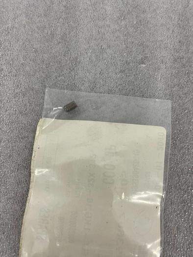 LAM 720-093867-005 SCREWS