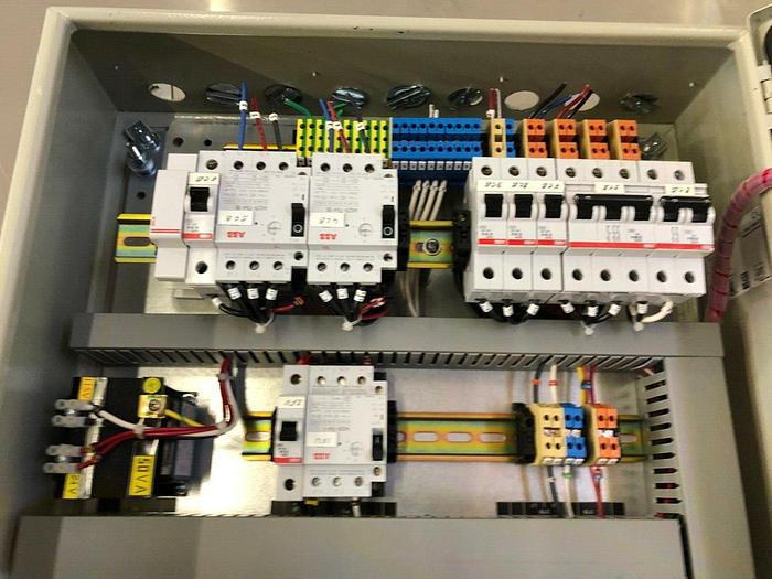 APPLIED MATERIALS OPERATOR CONSOLE VERASEM 3D U-571